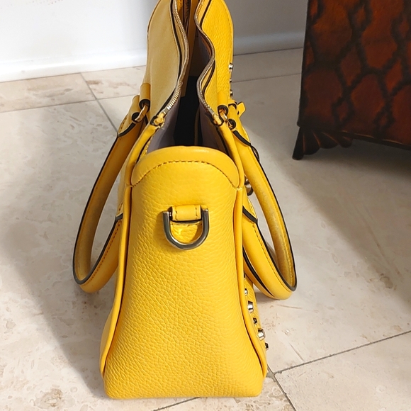 MK Purse - Picture 4 of 8